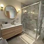 Caprice à Avec Piscine Chauffée Hébergement de vacances Andernos-les-Bains