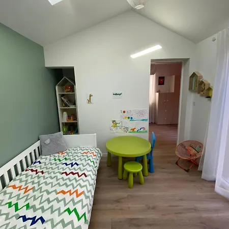 בית נופש Caprice A Avec Piscine Chauffee *