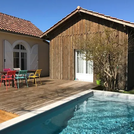 בית נופש Caprice A Avec Piscine Chauffee *