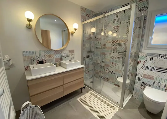 Caprice à Avec Piscine Chauffée Hébergement de vacances Andernos-les-Bains