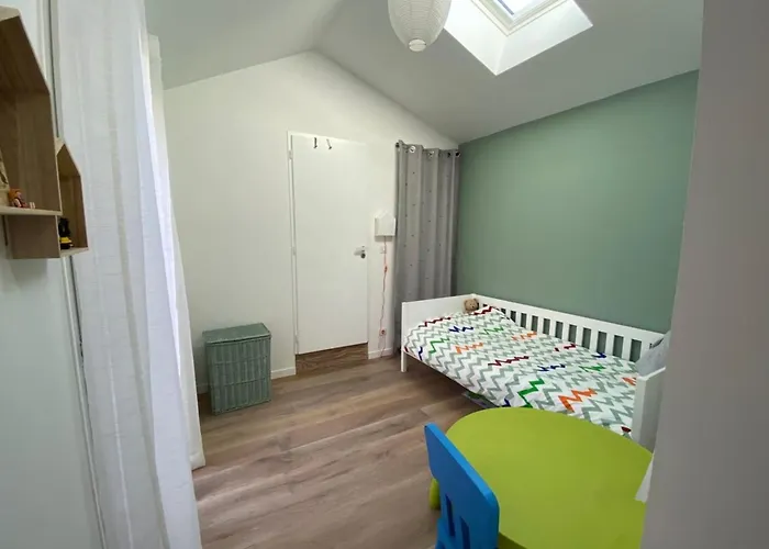 Caprice à Avec Piscine Chauffée Hébergement de vacances *